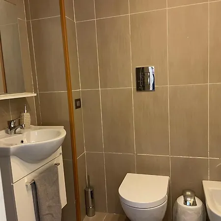 Casa Sermoneta Feriehus Napoli